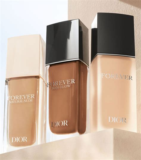 DIOR Forever Natural Nude Foundation 30ml .